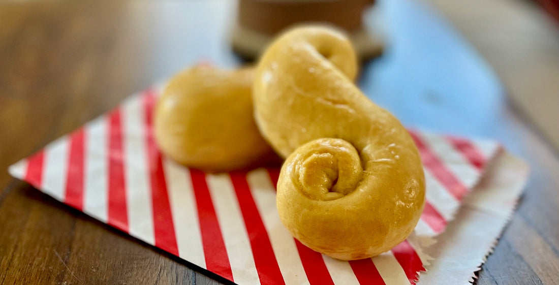 A Brief History of St Lucy Buns